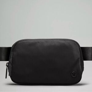 lululemon athletica Women’s Black Belt Bag